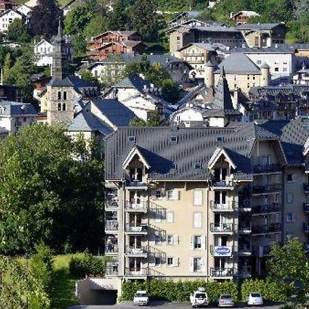 94 M2 Spacieux Insonorise En Plein Centre - Deux Parkings Couverts Gratuits Et Wifi Gratuit ! サン・ジェルヴェ・レ・バン エクステリア 写真